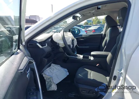 2024 Toyota Rav4 Xle из США, поврежденный, VIN 2T3W1RFV8RW336034